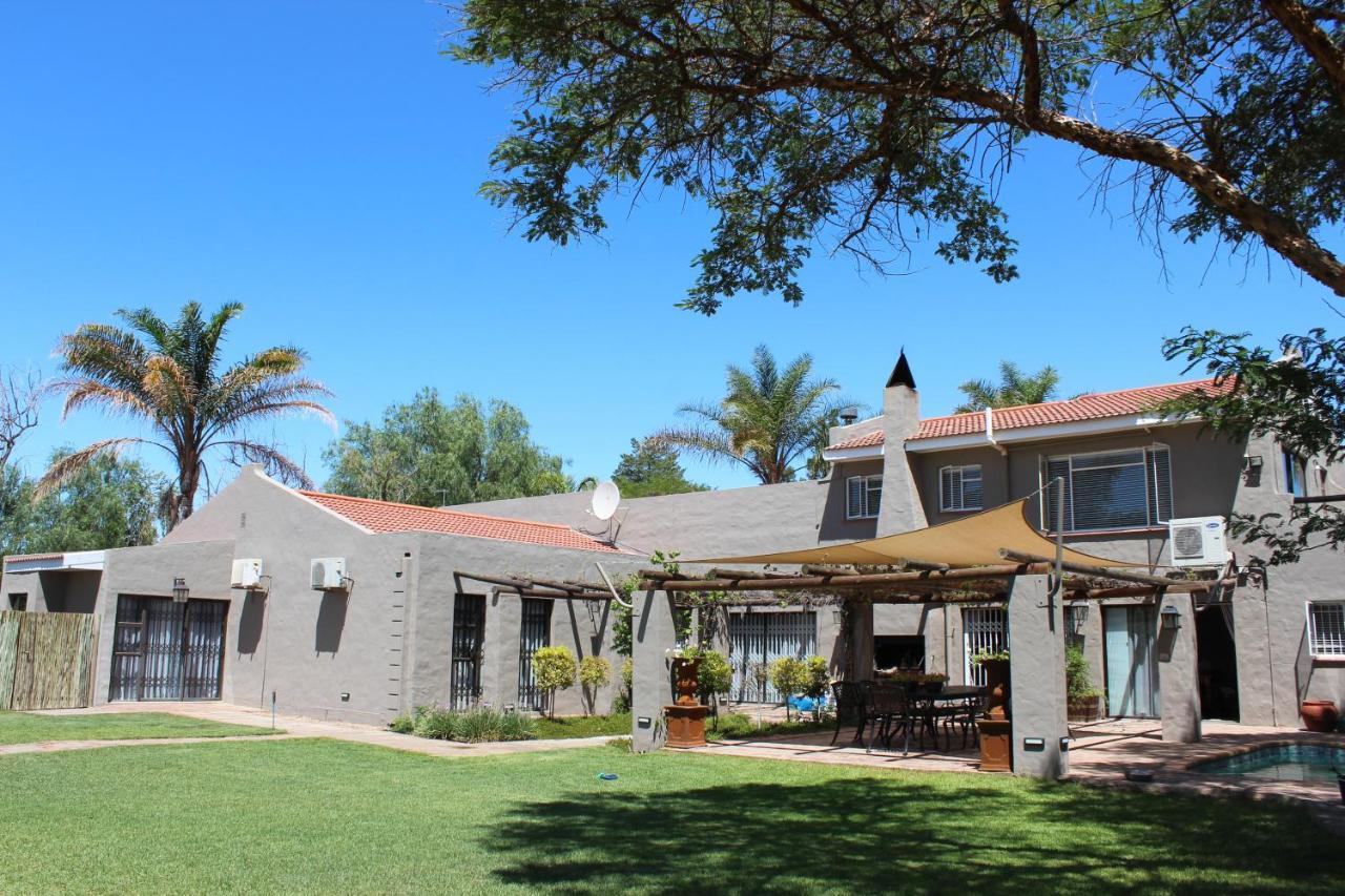 Argyll B&B Oudtshoorn Extérieur photo